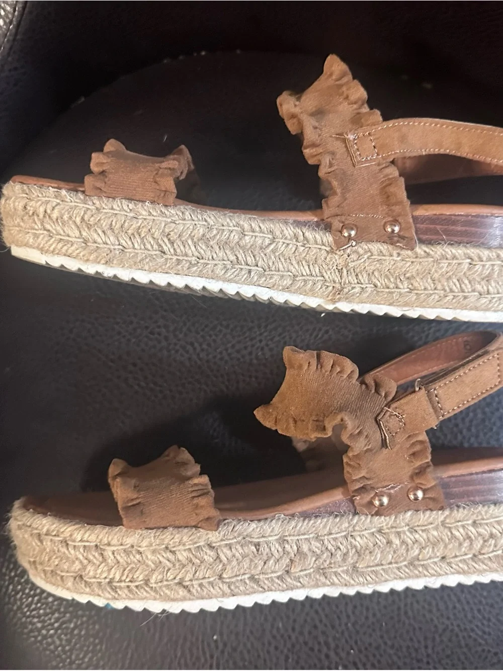 Pierre Dumas Size 6 Brown Ruffle Espadrille Platform Sandals